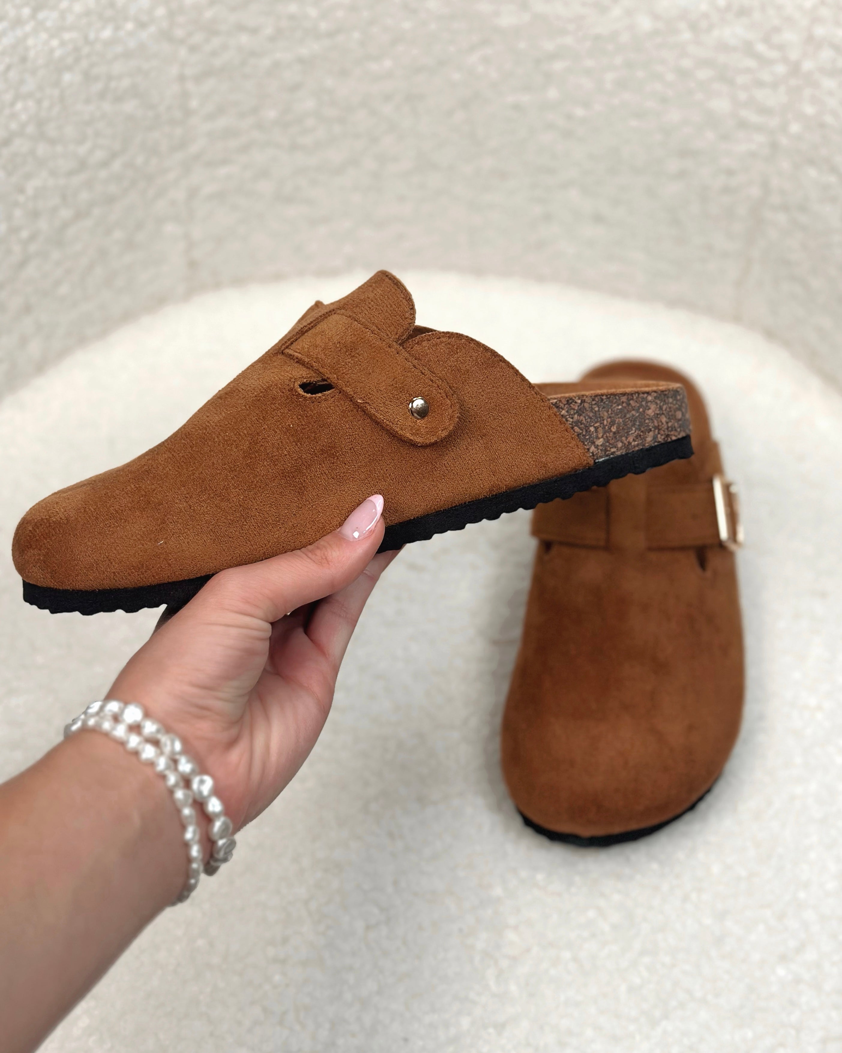 Mules "Mina" Camel