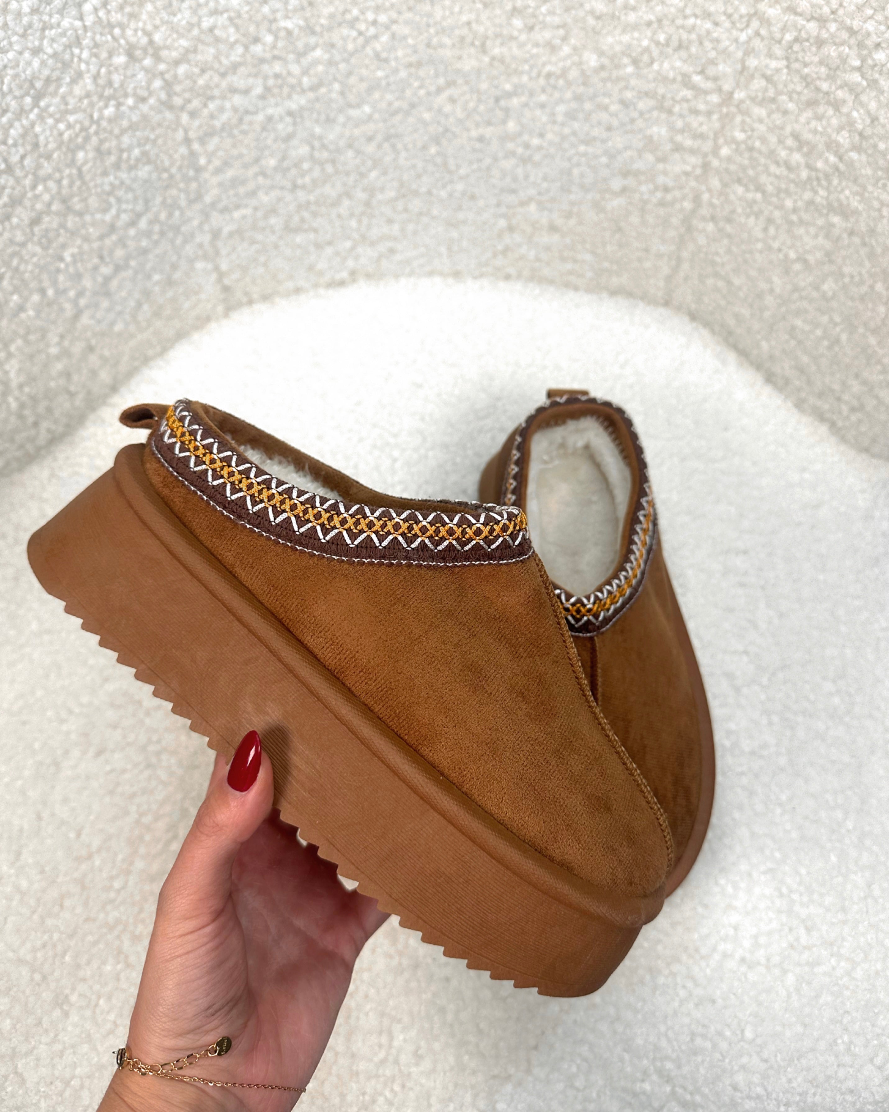 Slipper „Hazel“ mit Plateau Camel