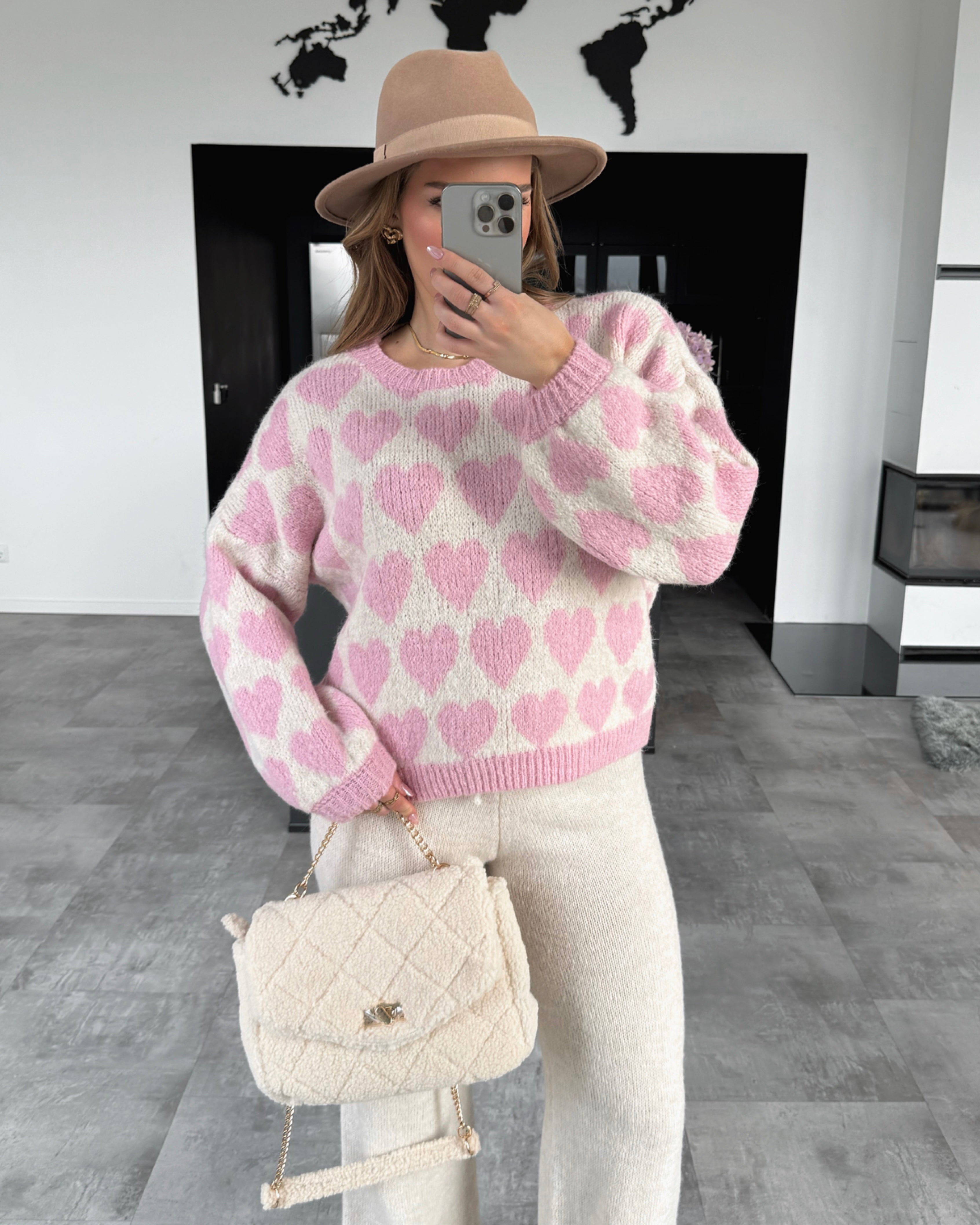 Pullover "Endless Hearts" Ecru-Rosa