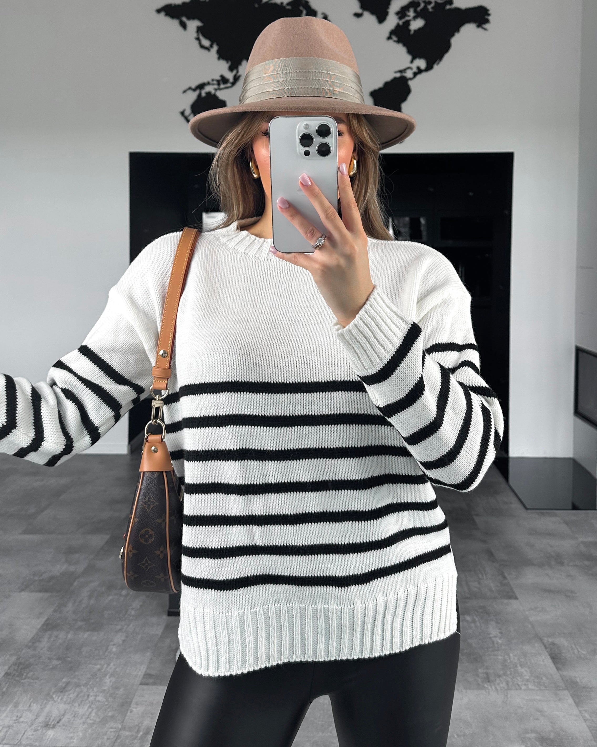 Black and white striped sweater outfit online